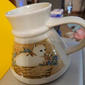 VINTAGE OTAGIRI CERAMIC CAPTAINS MUG WITH A WHITE CAT AND FLOWERS